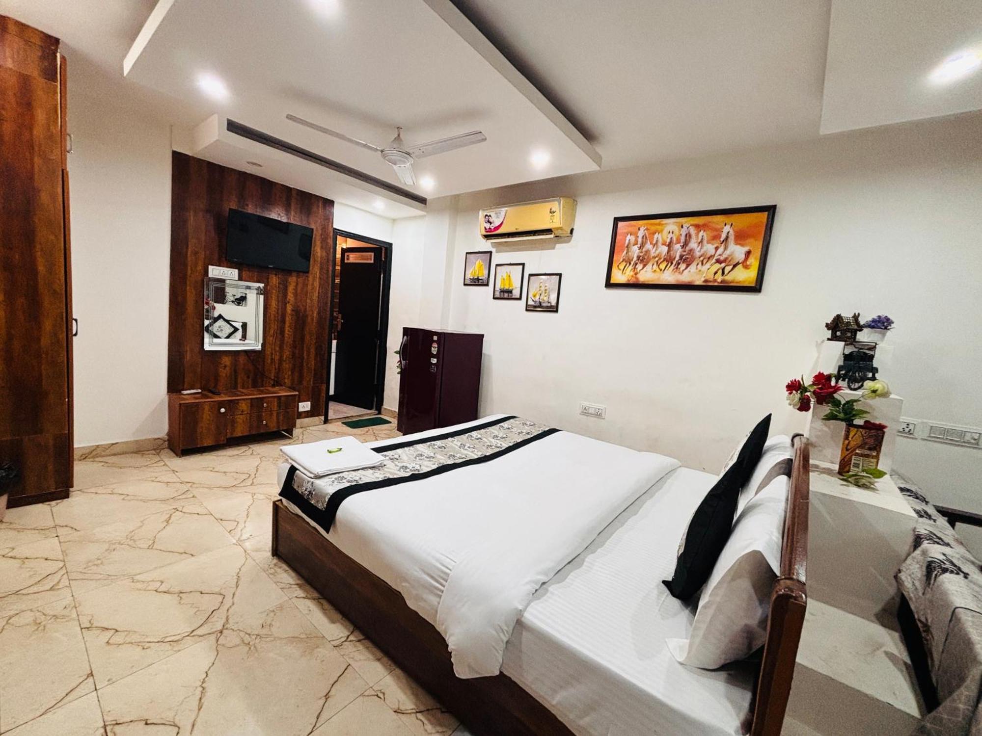Hauz Khas Villa Нью-Дели Экстерьер фото